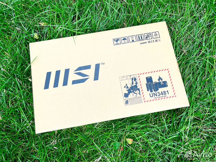 NEW MSI Creator PRO M17 17