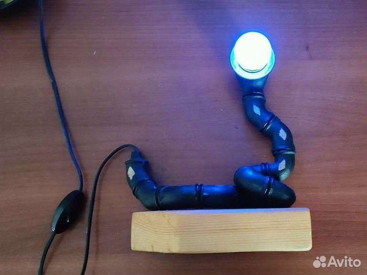 Светильник змея металл