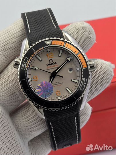 Наручные часы omega