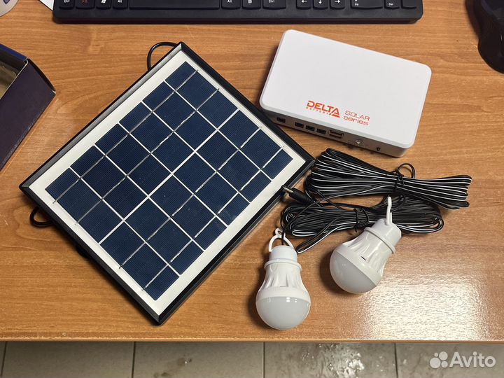 Походная солнечная батарея с аккумулятором