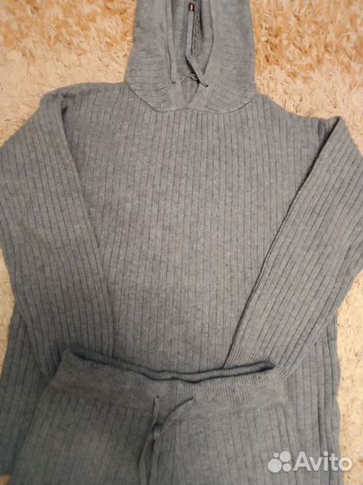 Вязаный костюм женский 48 50