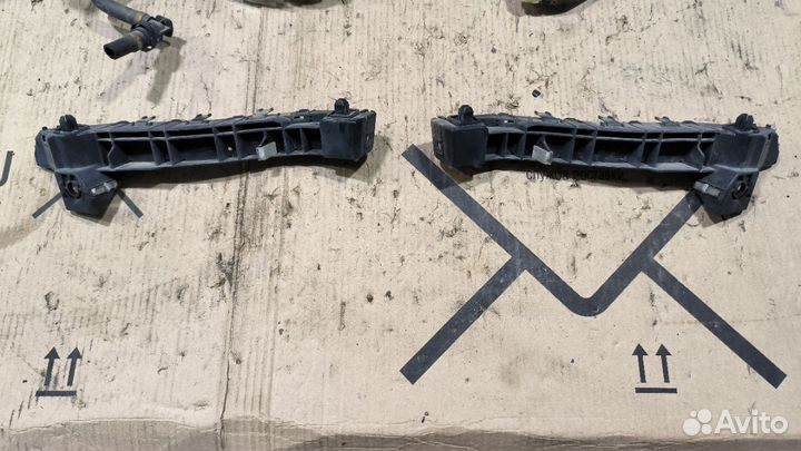 Крепление бампера Subaru Forester SH5