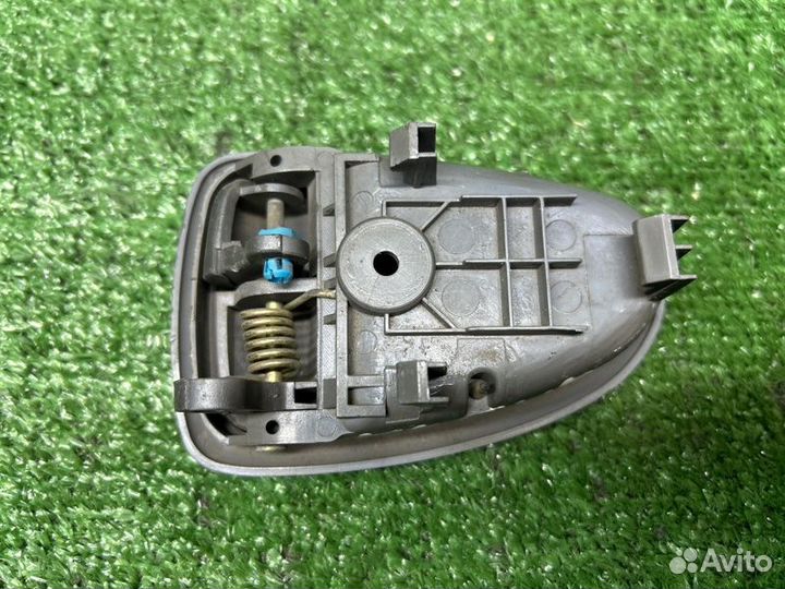 Ручка внутренняя задняя правая Hyundai Accent 2