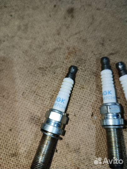 Свечи зажигания Suzuki Every 2017г