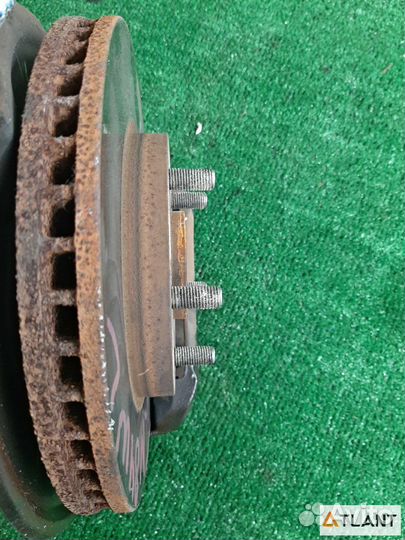 Ступица передняя левая mitsubishi chariot grandis