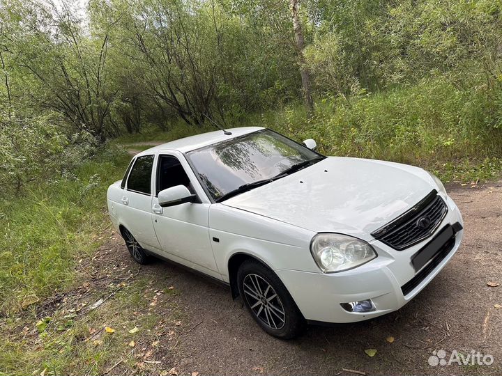 LADA Priora 1.6 МТ, 2013, 180 000 км