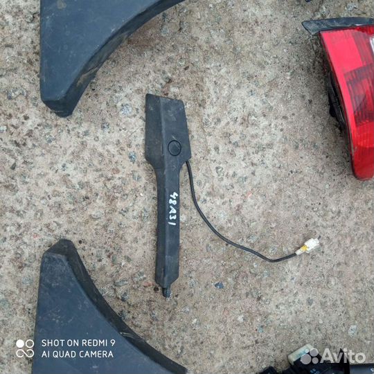 Пластик на заднюю крышку Рено сценикrx