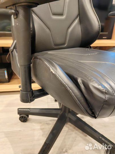 Компьютерное кресло Aerocool AC100 Air бу