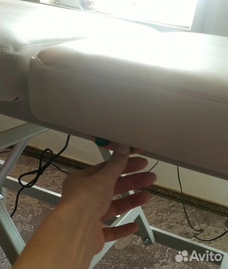 Продам массажный стол, электромеханический