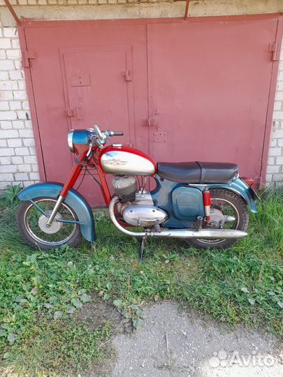 Мотоцикл Ява-250 (559)