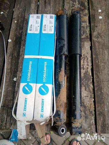 Форд Торнео Коннект стойки