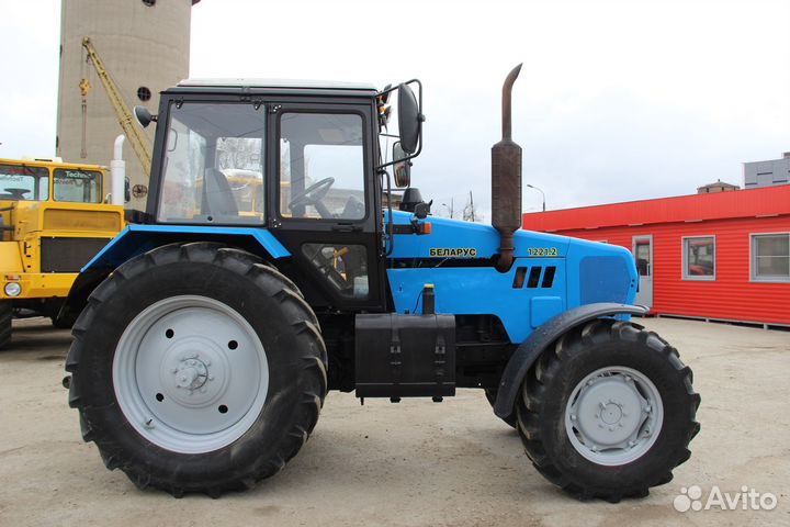 Трактор МТЗ (Беларус) 1221.2, 2017