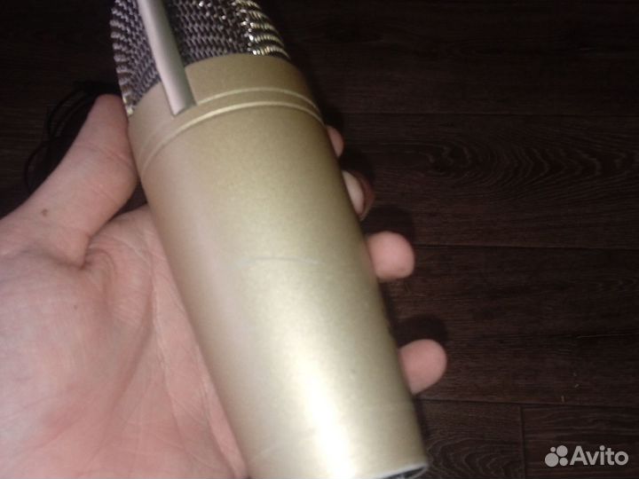 Behringer C-1U б/у