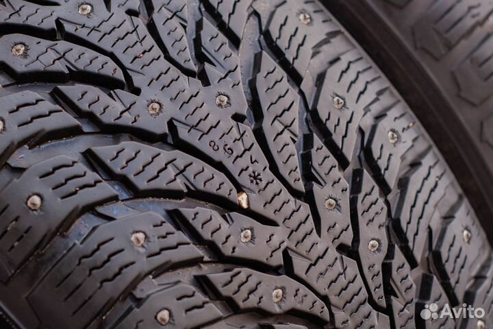 Nokian Tyres Hakkapeliitta 9 SUV 255/50 R19 107T