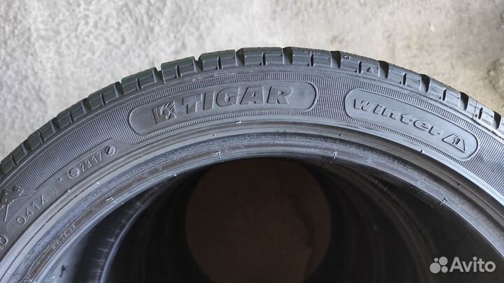 Tigar Winter 215/45 R17