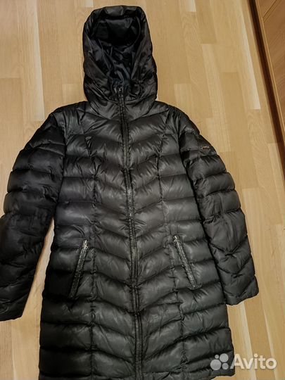 Пуховик зимний женский б/у finn flare