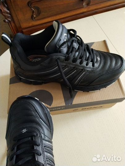 Кроссовки женские Bona