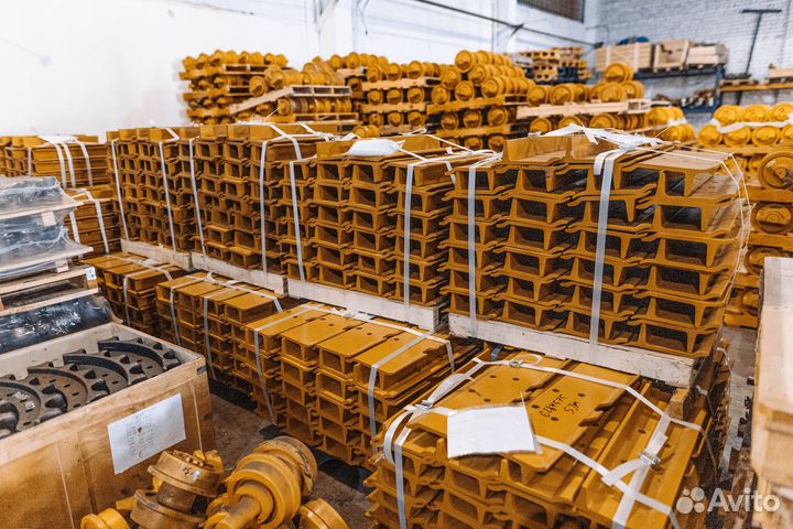 Башмак 3G 700 мм 20Y-32-31310 XE225DN SJM