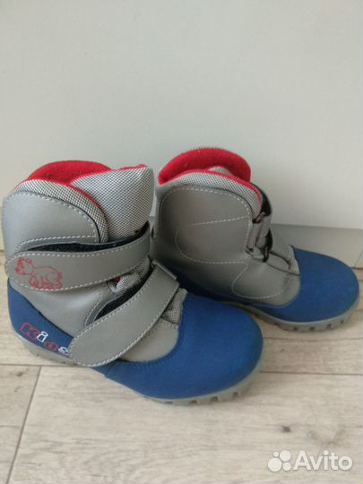Ботинки лыжные