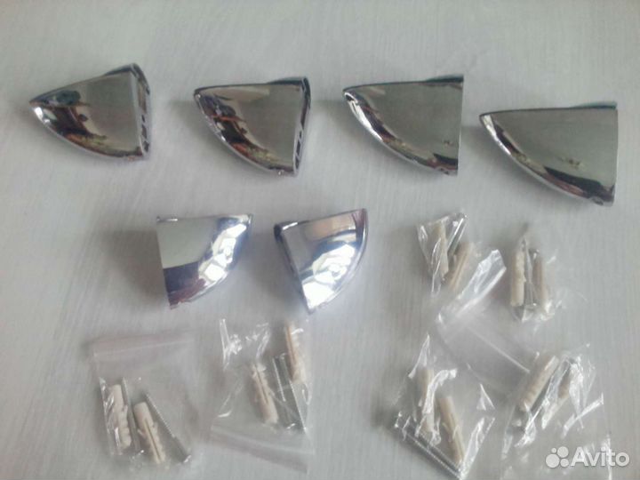 Полкодержатель