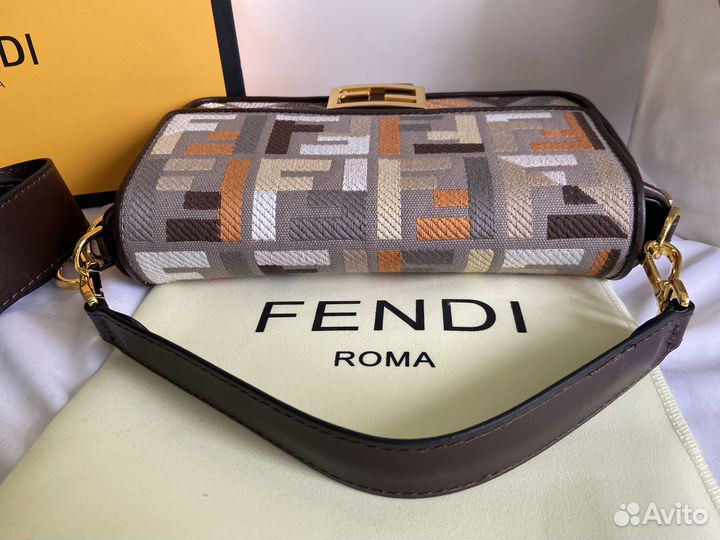 Сумка Fendi натуральная кожа