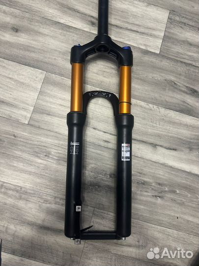 Велосипеда вилка ztto пневматическая 27,5