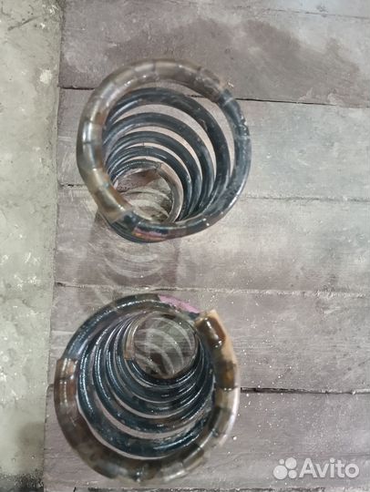 Пружины задние на Nissan almera n 16