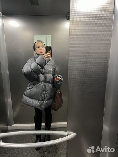 Пуховик reebok monochrome