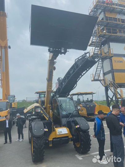 Телескопический погрузчик XCMG XC6-3007V, 2023