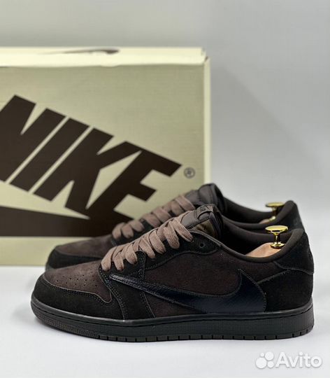 Travis Scott x Nike Air Jordan 1 Low OG Velvet Bro