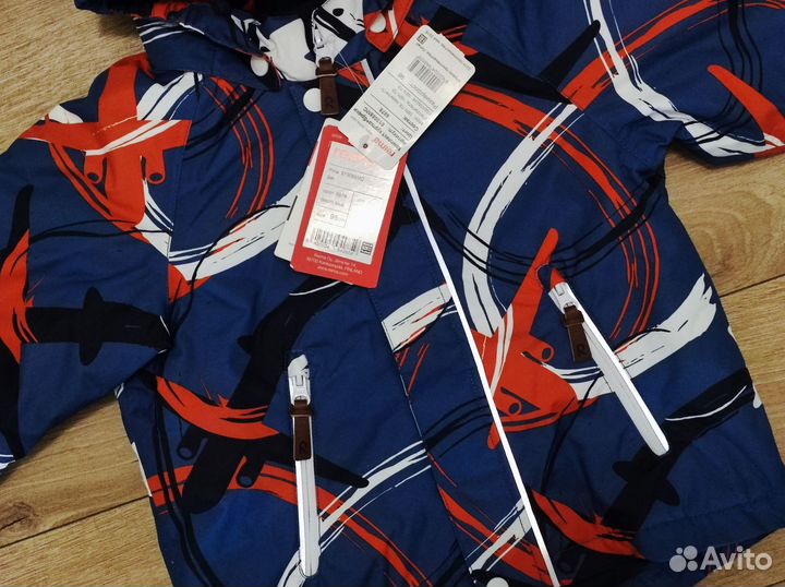 Новый пуховик Reima 3***снежинки Amaris 511130