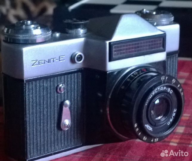 Ретро советский фотоаппарат Zenit-E industar 50