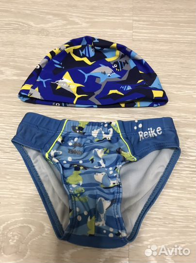 Шапочка и плавки для плавания