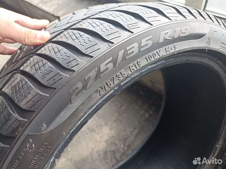 Pirelli Winter Sottozero 275/35 R19 и 245/40 R19