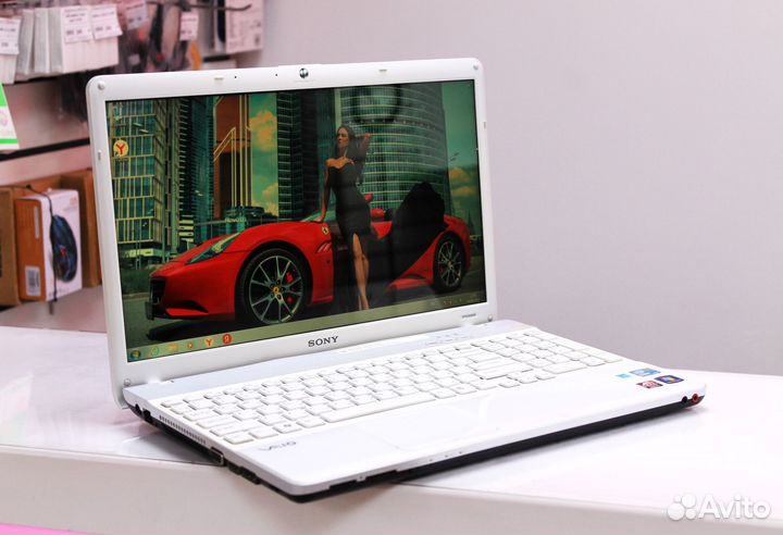 Ноутбук Sony / intel Core i3