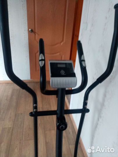 Эллиптический тренажер