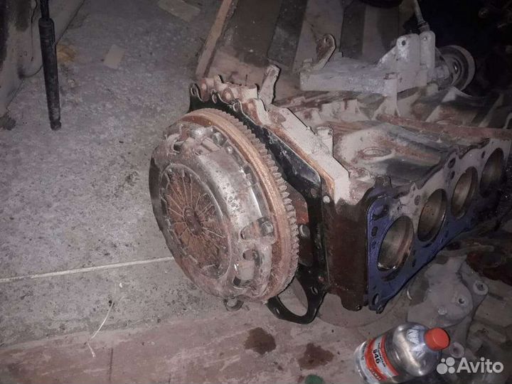 Коленвал шатуны корзина Nissan Almera Classic