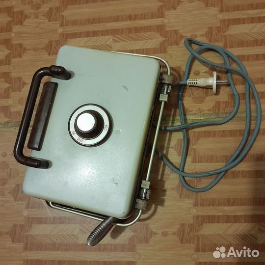 Вафельница - контактный гриль Элис-402