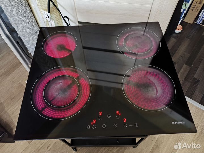 Варочная панель Hansa 4 конфорки