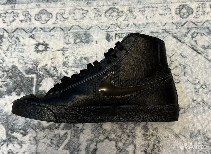 Кроссовки nike blazer mid 77 BL