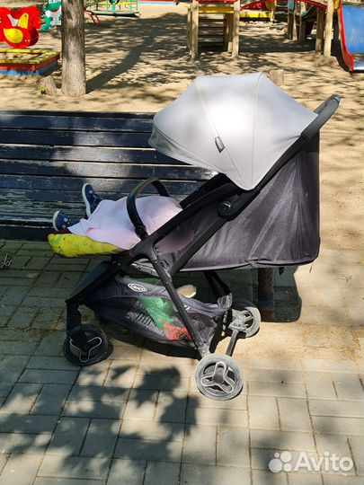 Коляска Graco