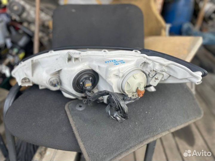 Фара правая Toyota Camry ACV30 2AZ-FE 2005