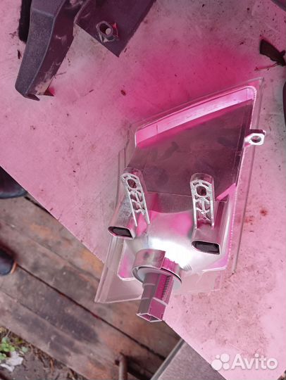 Левый поворотник