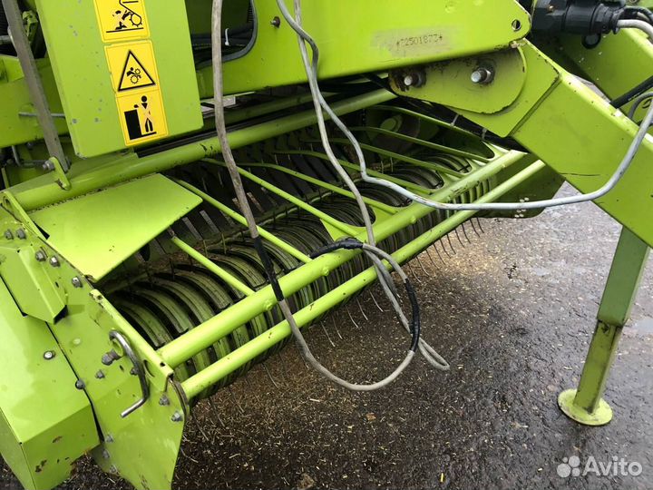 Пресс-подборщик Claas Rollant, 2000