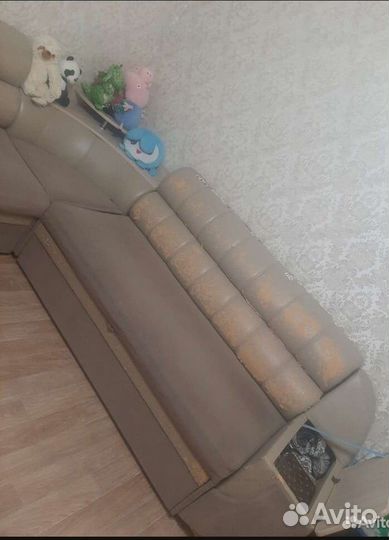 Большой угловой диван бу