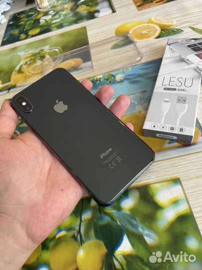 iPhone Xs Max, 64 ГБ