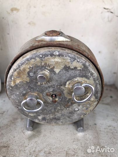 Часы старые