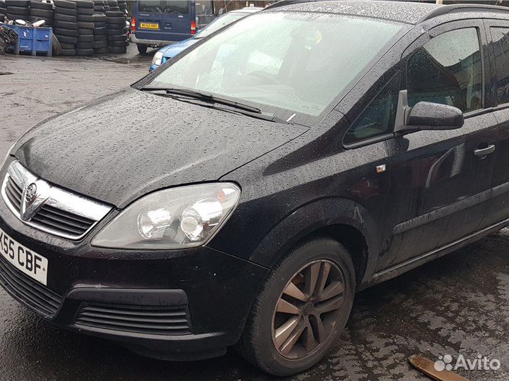 Разбор на запчасти Opel Zafira B 2005-2012