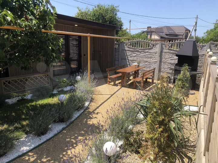 Дом 42 м² на участке 3 сот.