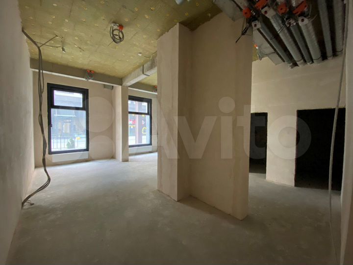 Торговая площадь 61 кв.м